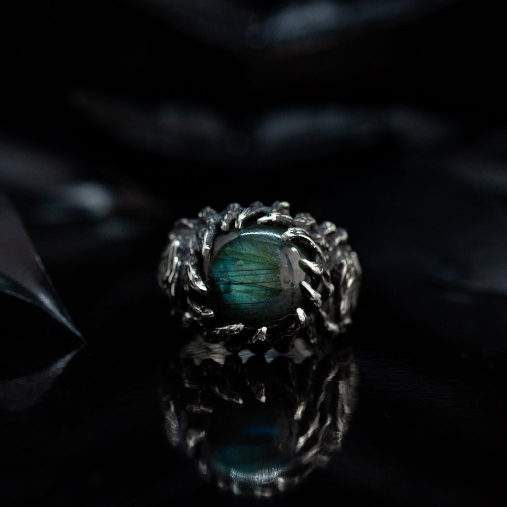 Men's Labradorite ring "Dragon"