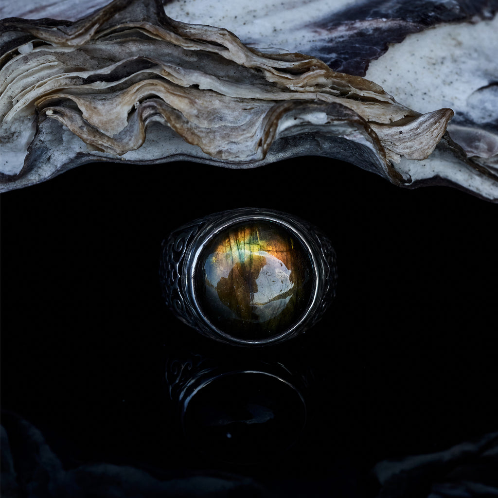 Mens Labradorite Ring "Kongo"