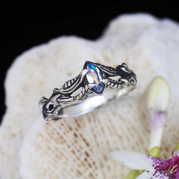 Moonstone Engagement Ring "Crystal"