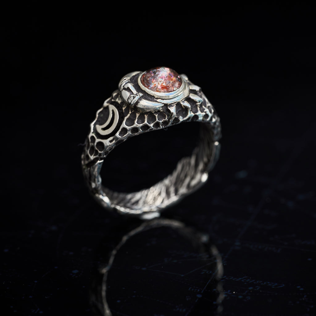 Celestial Sunstone ring "Skytale"