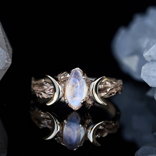 Triple Moon Moonstone ring "Soma"