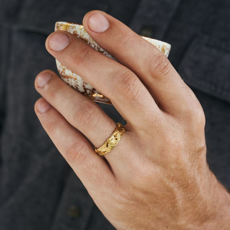 Gold Men's Wedding Ring "Amadeo"