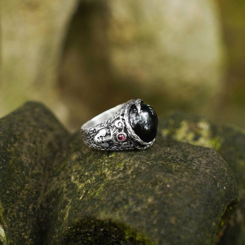 Black stone Vintage ring "Aurora"