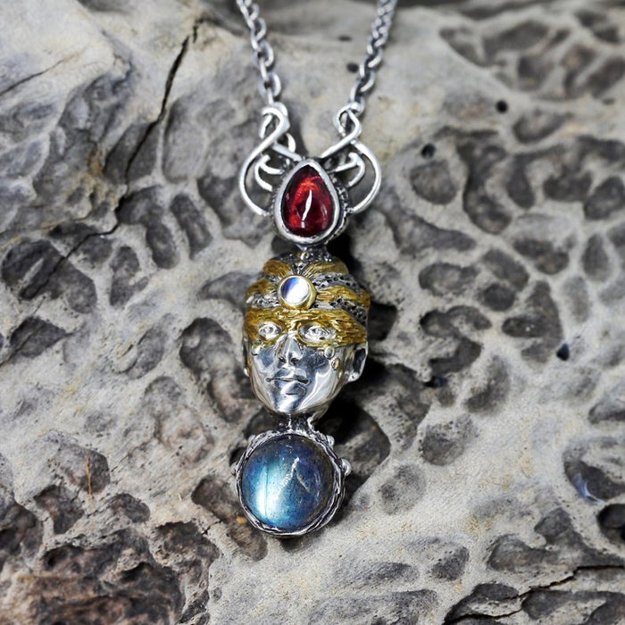 Labradorite Pendant "Perseida"