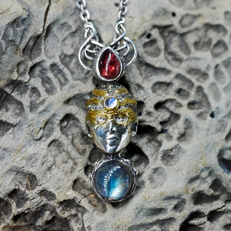 Labradorite Pendant "Perseida"