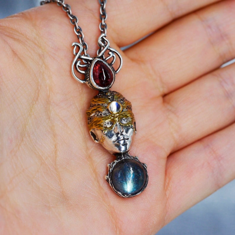 Labradorite Pendant "Perseida"