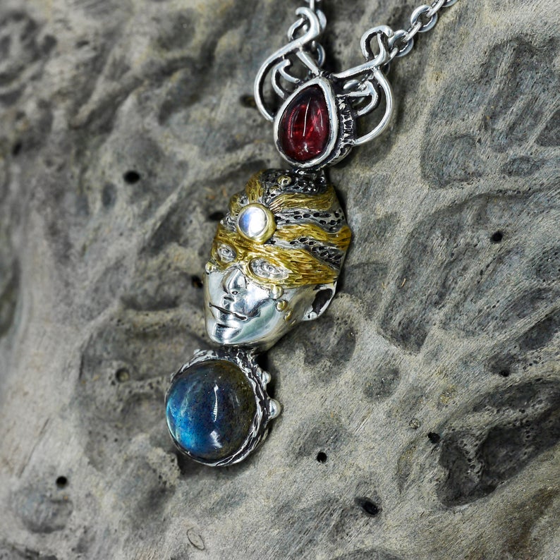 Labradorite Pendant "Perseida"