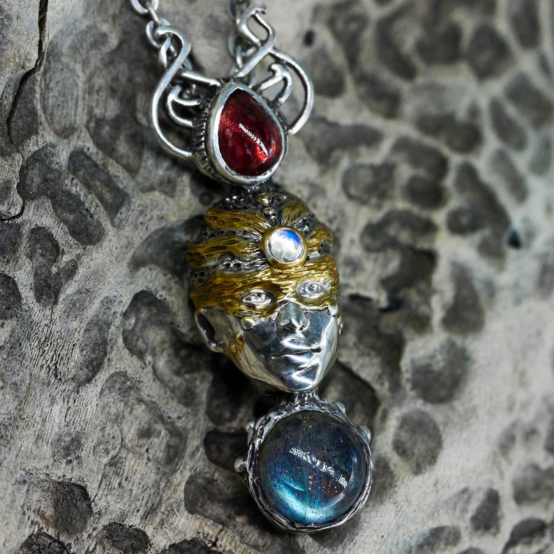 Labradorite Pendant "Perseida"