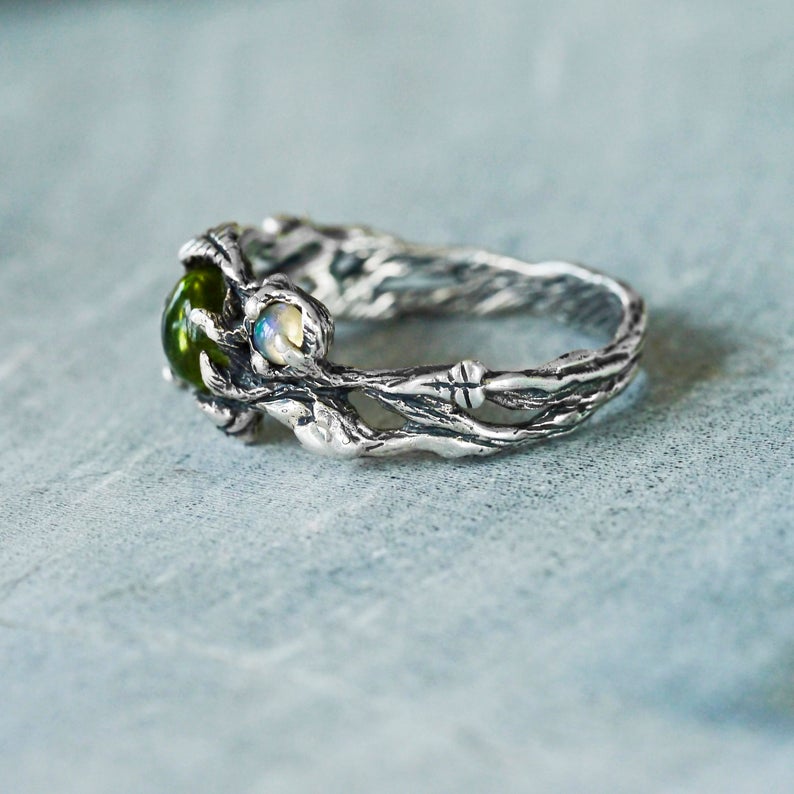 Peridot and Fire Opal ring "Angie"