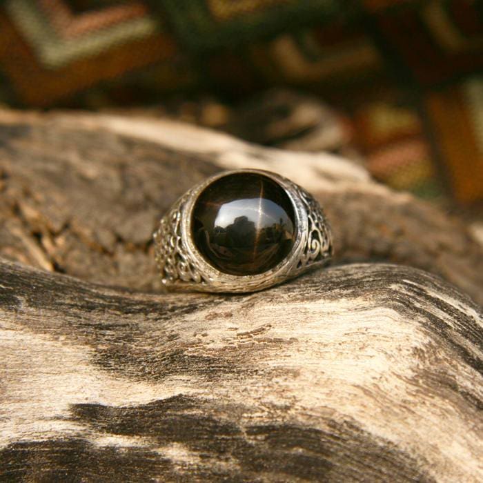 Indian Black Star Diopside Ring "Black Astra" - blacktreelab