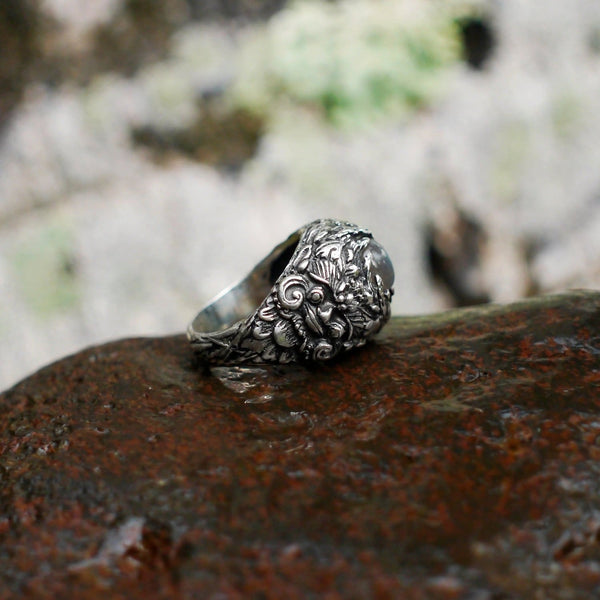 Men's Sterling Silver Labradorite Ring "Barong" - blacktreelab