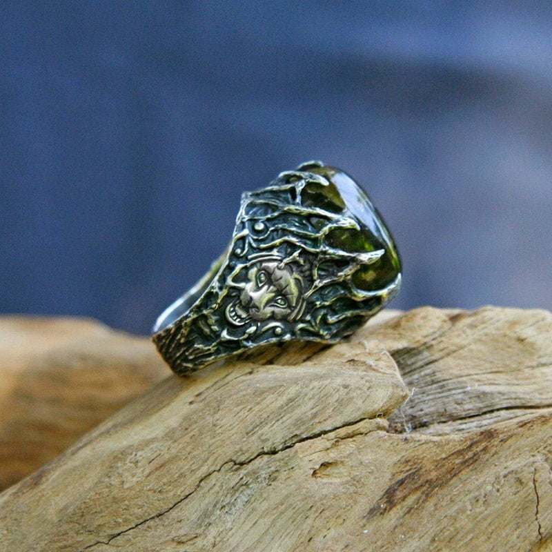 Men's Sterling Silver Labradorite Ring "Wise Lion" - blacktreelab