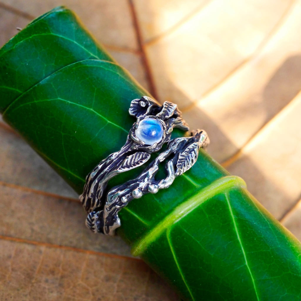 Set of 2 Moonstone engagement ring "Florence" and matching band - blacktreelab