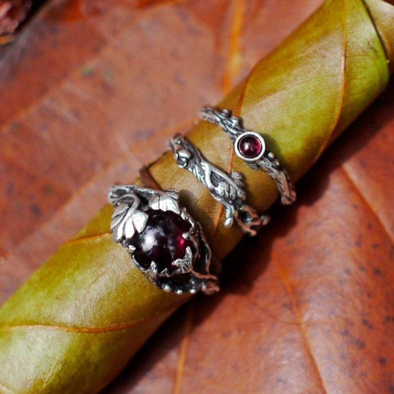 Set of 3 Theia+Mio+Dew Silver Rings with Garnet - blacktreelab