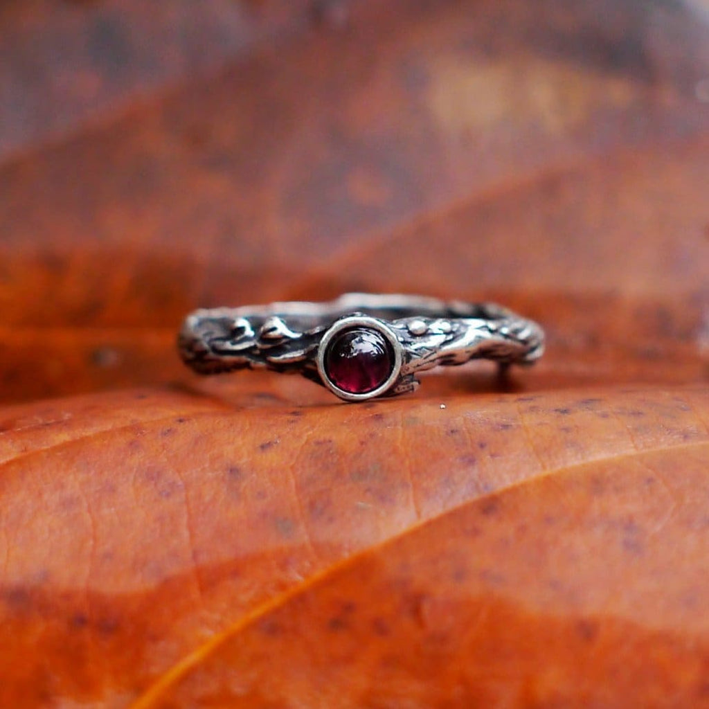 Sterling Silver Garnet Ring "Dew" - blacktreelab