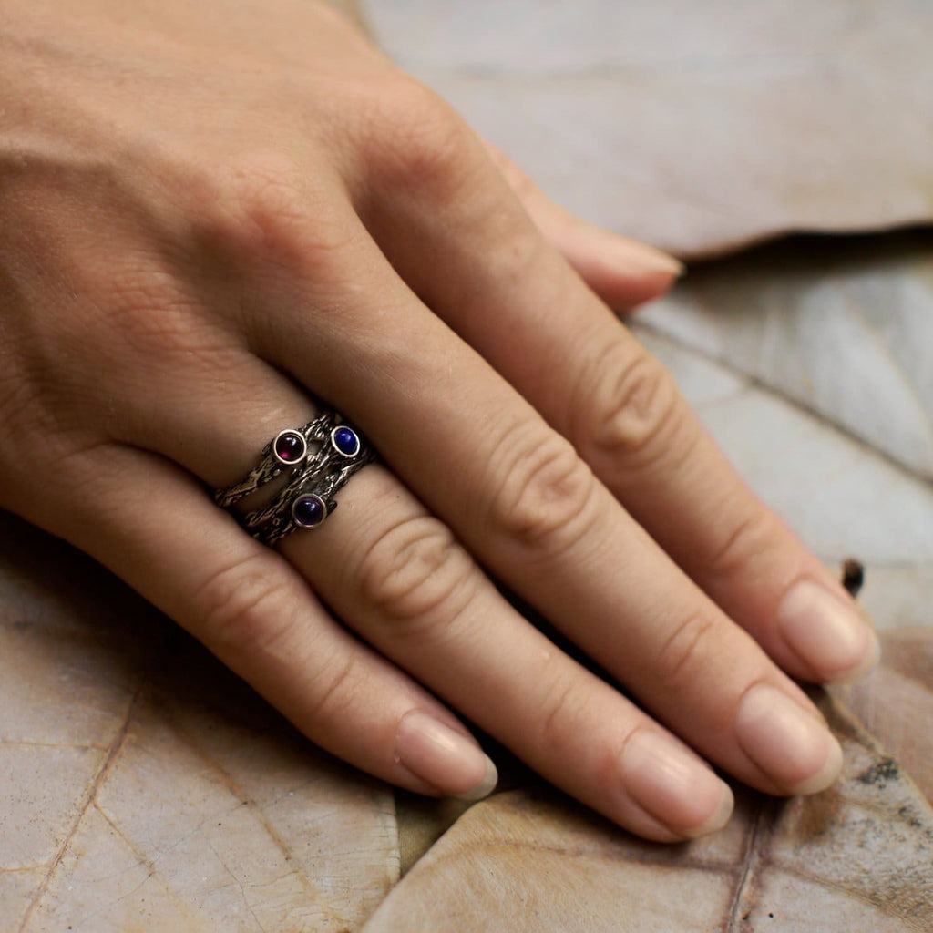Sterling Silver Garnet Ring "Dew" - blacktreelab