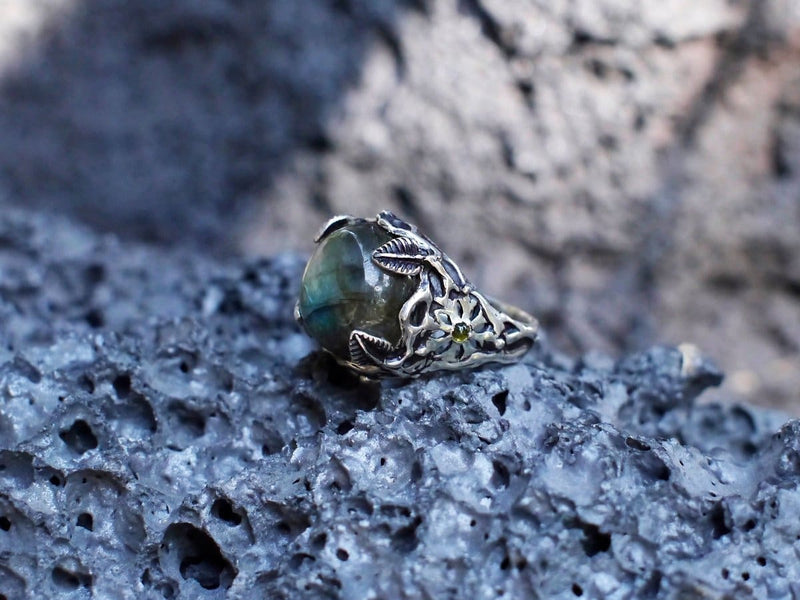 Sterling Silver Labradorite Ring with Yellow Sapphire "Flower Tribe" - blacktreelab