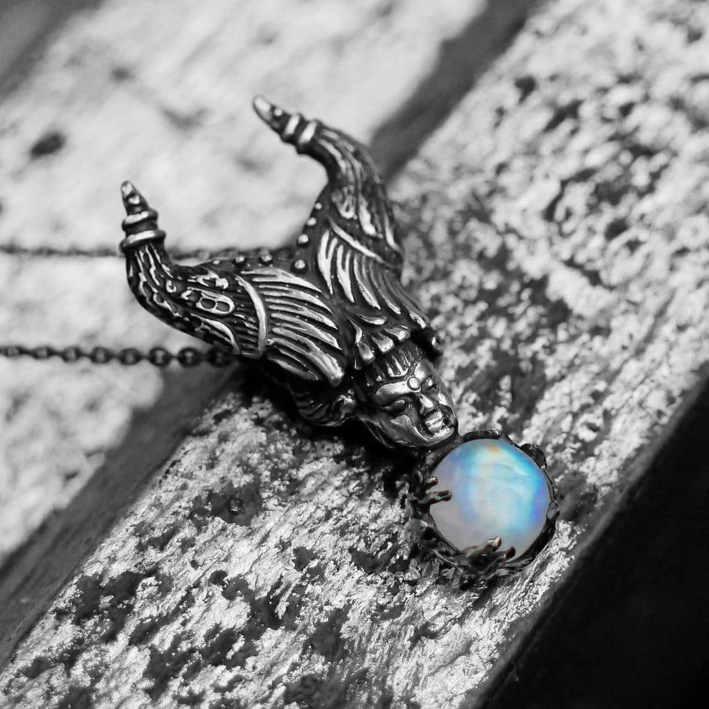 Sterling Silver Moonstone Pendant "Magnificent" - blacktreelab