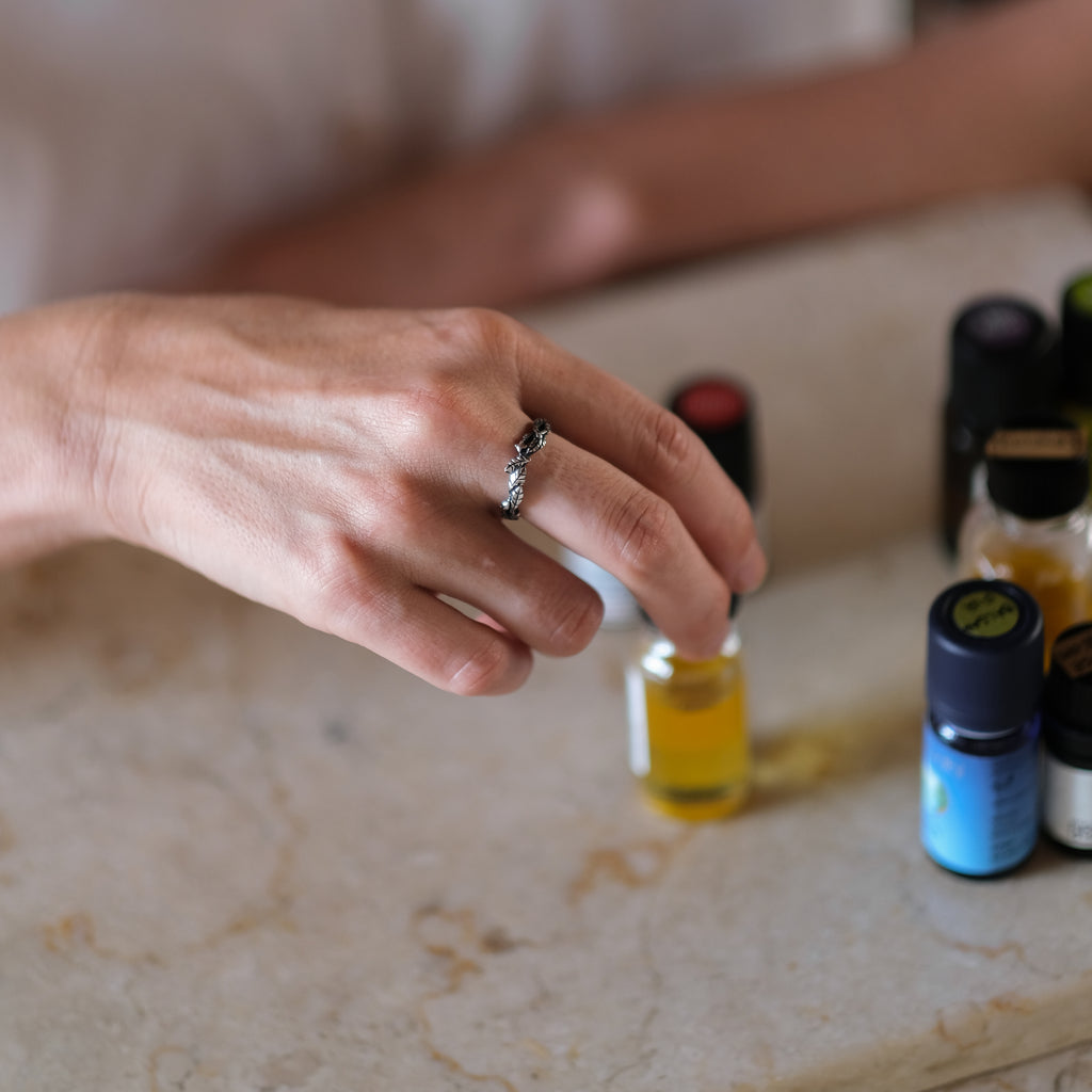 Women's Wedding Band "Soma"